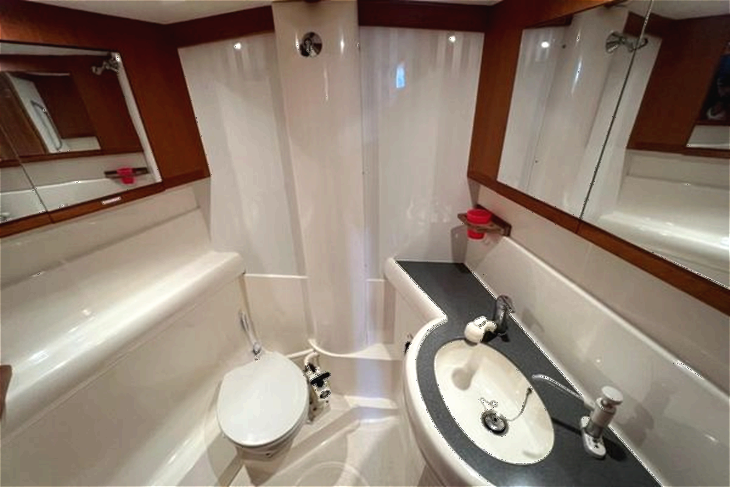 Technical illustration of the bathroom compartment aboard PRANIS
